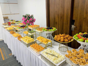 Nơi kết nối không lời – là nơi ly trà và chiếc bánh ngọt gặp nhau