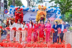 Combo dịch vụ khai trương trọn gói Connect Việt – đầy đủ múa lân, MC, backdrop, rối hơi